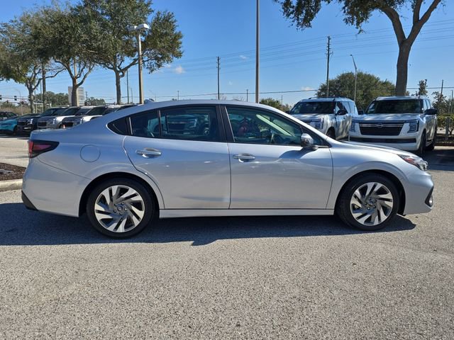 Used 2025 Subaru Legacy Limited image 9