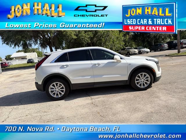 Used 2022 Cadillac XT4 Luxury w/ Driver Awareness Package FWD image 10