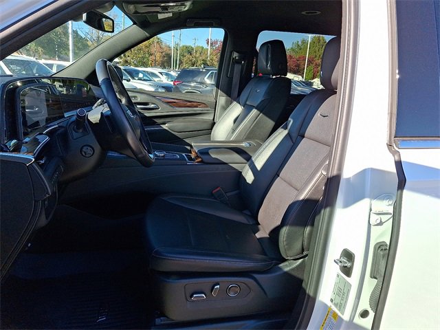 Certified 2024 Cadillac Escalade ESV Luxury w/ LPO, Floor Liner Package image 11