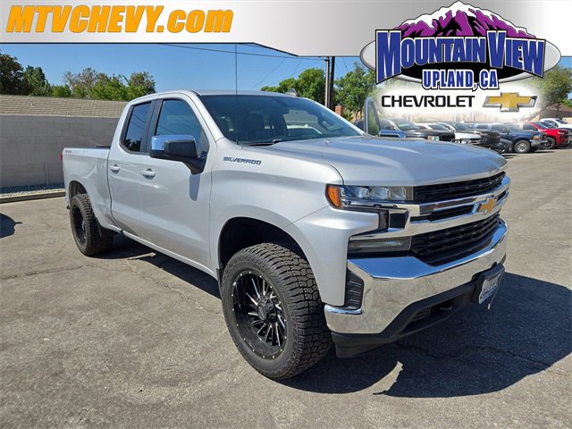 Used 2020 Chevrolet Silverado 1500 LT w/ Trailering Package