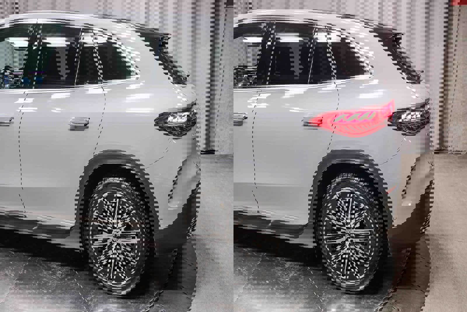 Certified 2023 Mercedes-Benz EQE 500 4MATIC SUV image 16