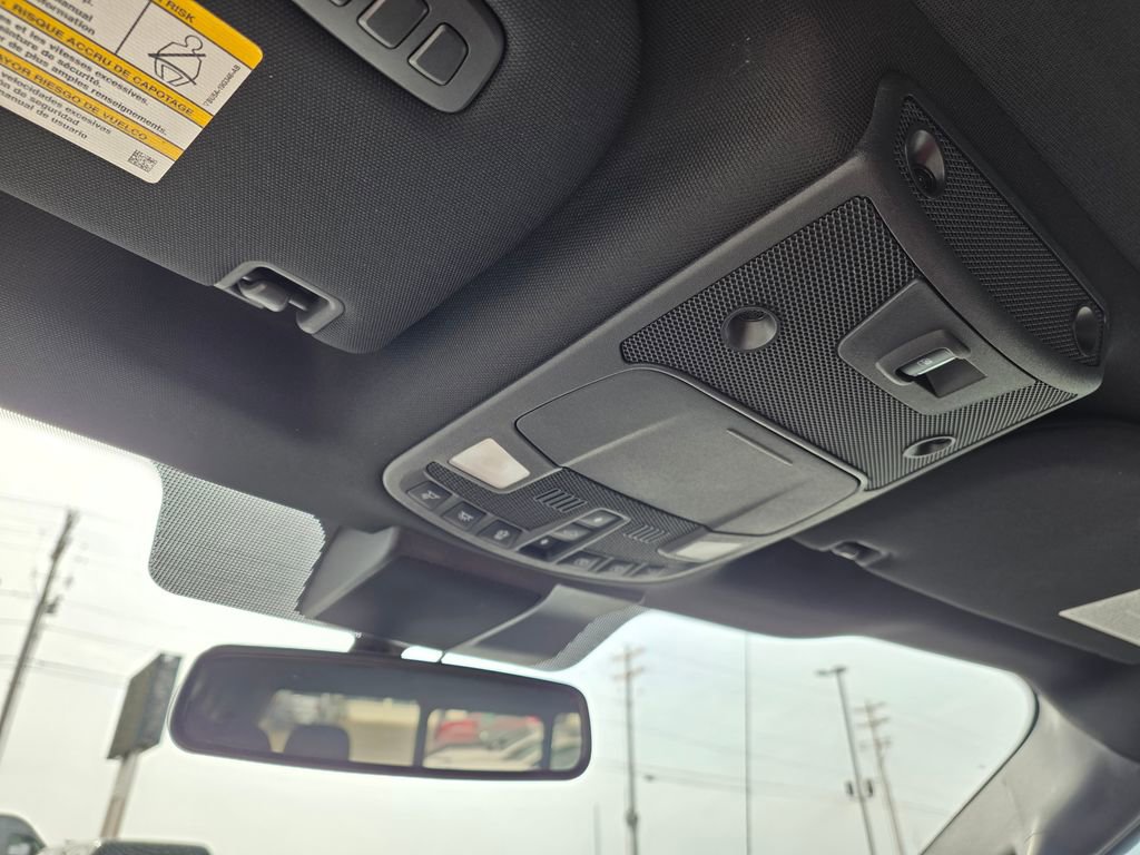 Used 2019 Ford F150 Lariat w/ Equipment Group 502A Luxury AWD/4WD image 21