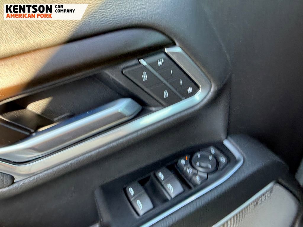 Used 2025 GMC Sierra 3500 Denali image 19