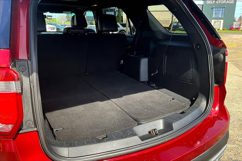 Used 2017 Ford Explorer Platinum image 36