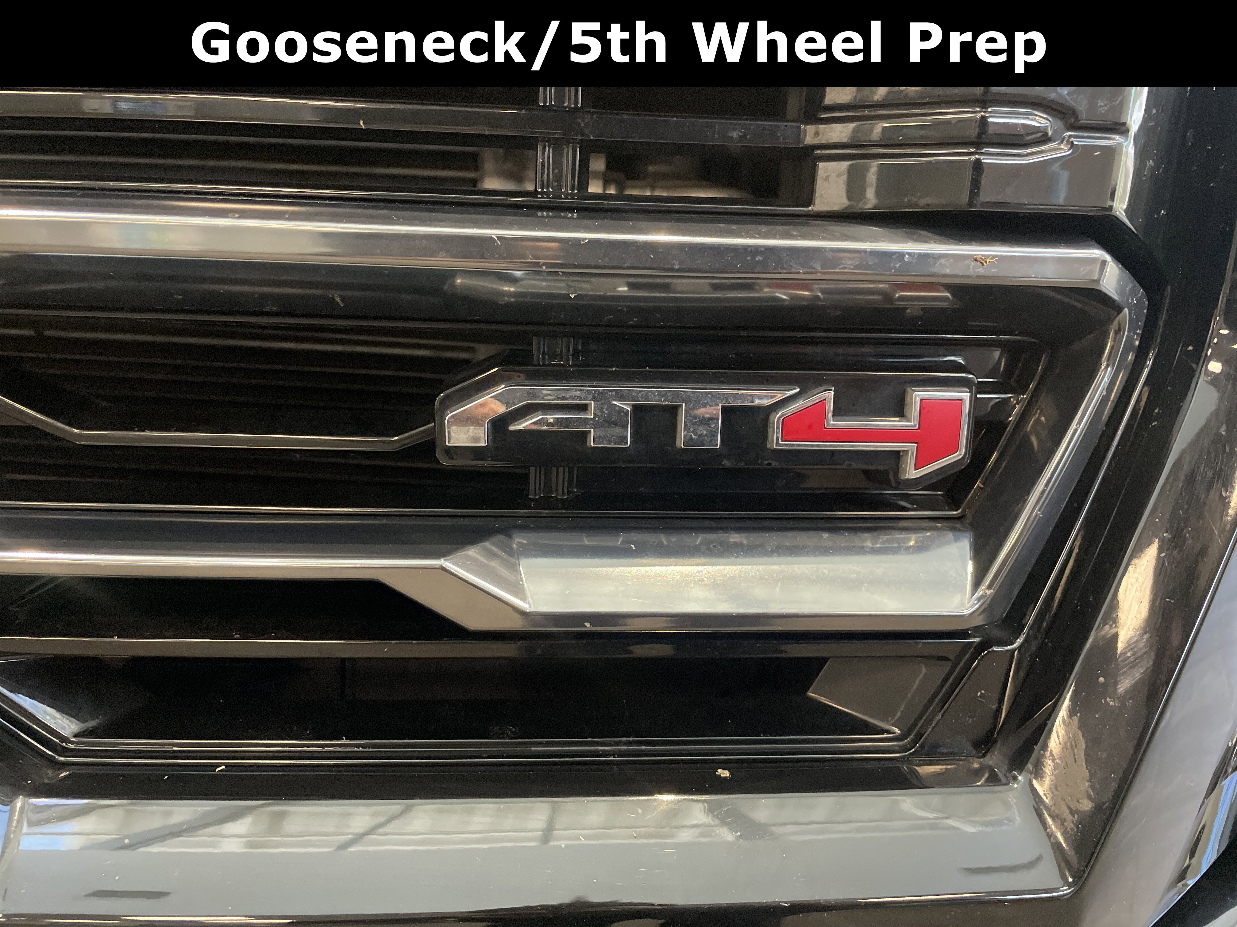 Used 2024 GMC Sierra 2500 AT4 w/ AT4 Premium Plus Package AWD/4WD image 5