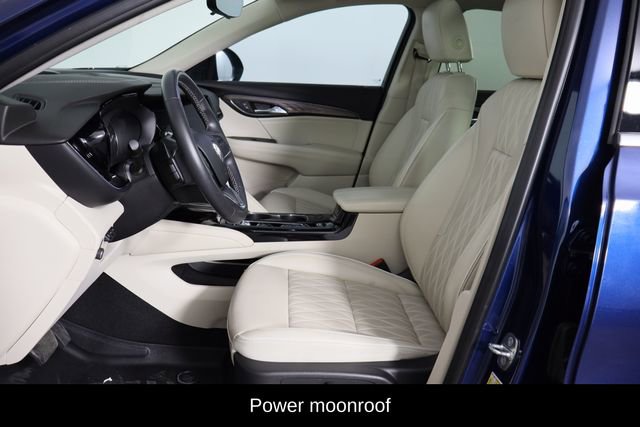 Used 2023 Buick Envision Avenir image 16