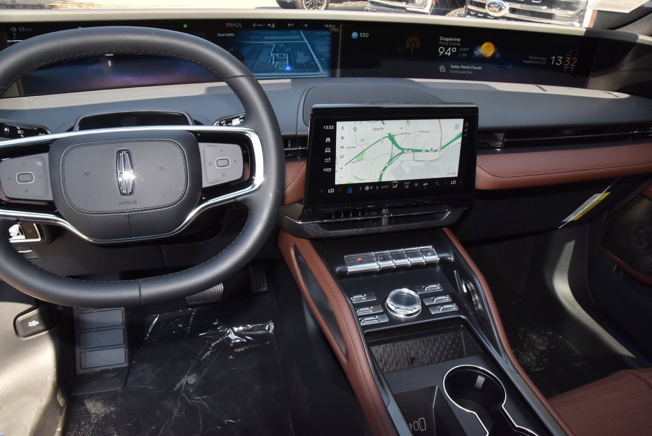 New 2026 Lincoln Nautilus Reserve AWD/4WD image 25