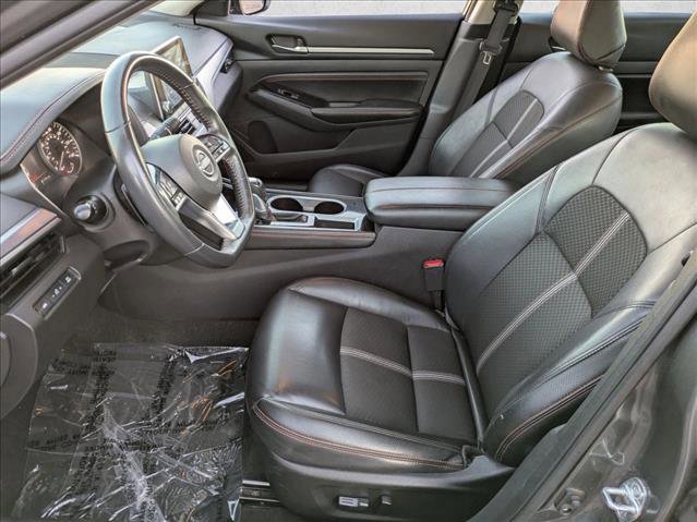 Used 2023 Nissan Altima 2.5 SR image 14
