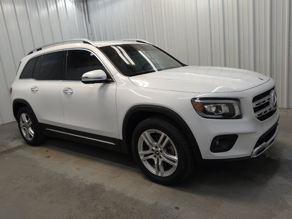 Used 2020 Mercedes-Benz GLB 250 w/ Premium Package image 11