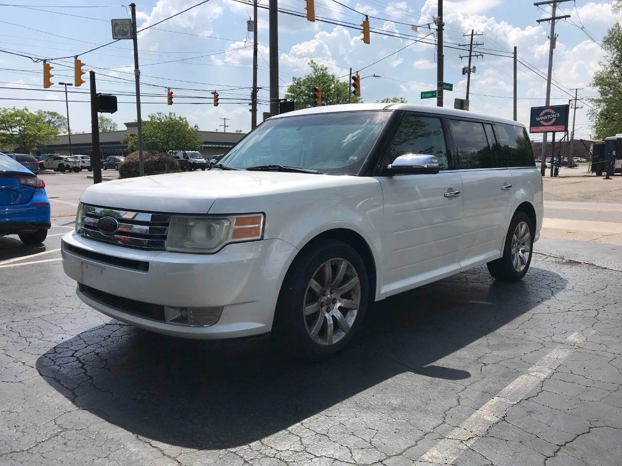 Used 2011 Ford Flex Limited FWD image 4