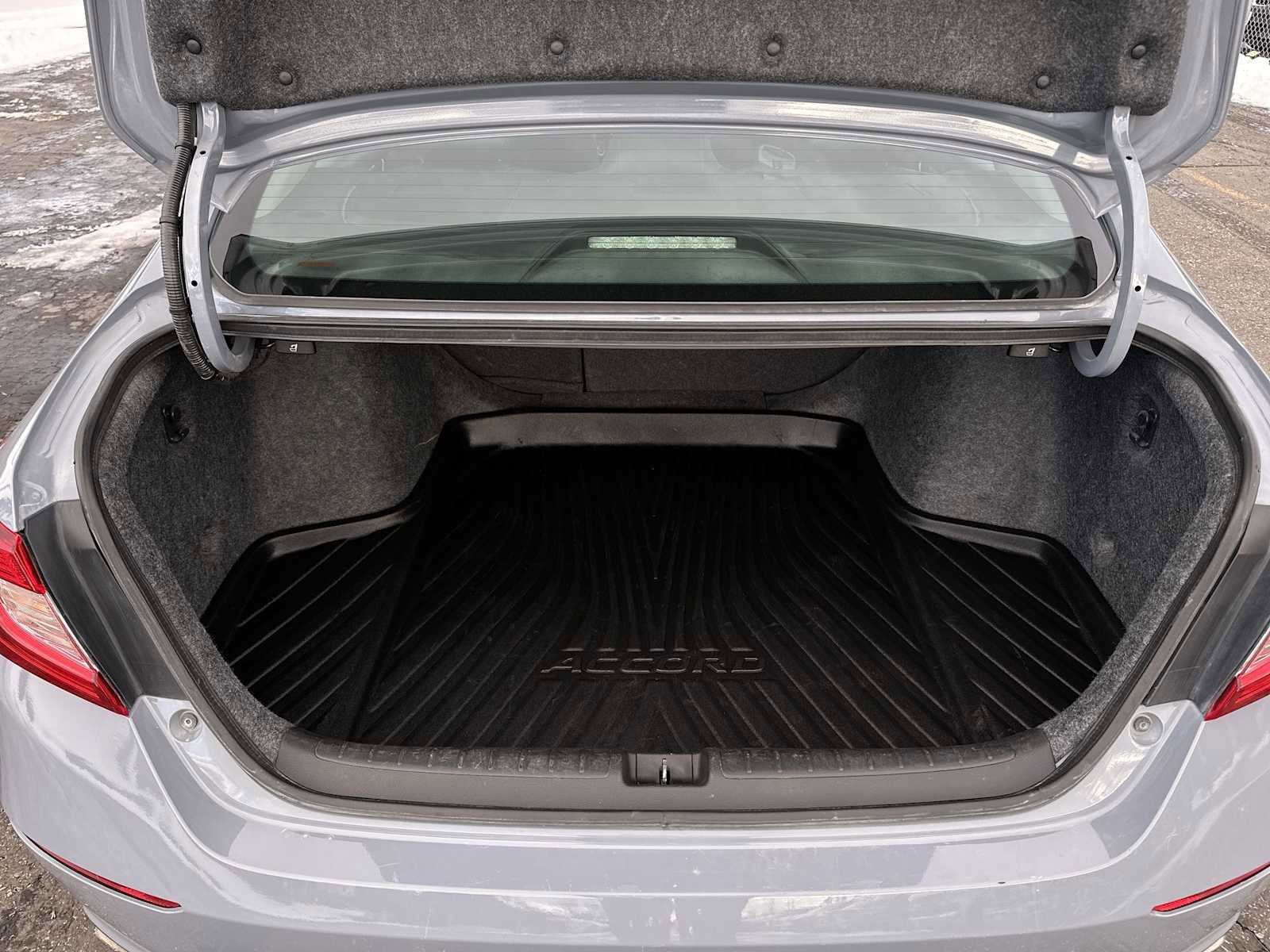 Used 2022 Honda Accord Sport Special Edition image 18