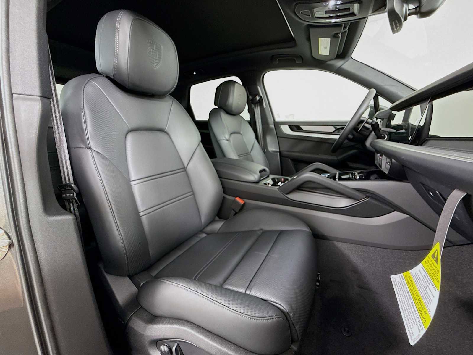 New 2026 Porsche Cayenne image 29