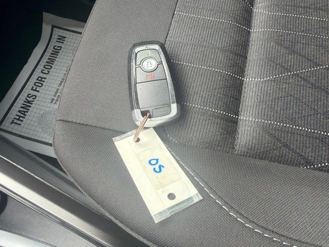 Used 2021 Ford EcoSport SE w/ SE Convenience Package FWD image 32