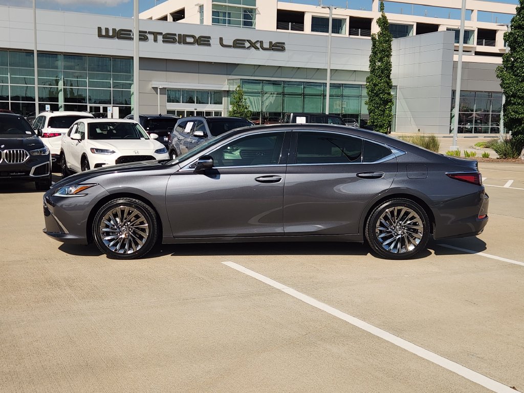 Certified 2024 Lexus ES 350 w/ Technology Package FWD image 4