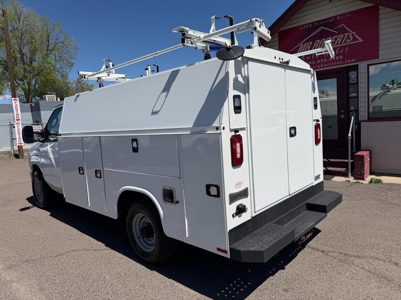 Used 2021 Ford E-350 and Econoline 350 Super Duty w/ Power Windows & Locks Group image 7