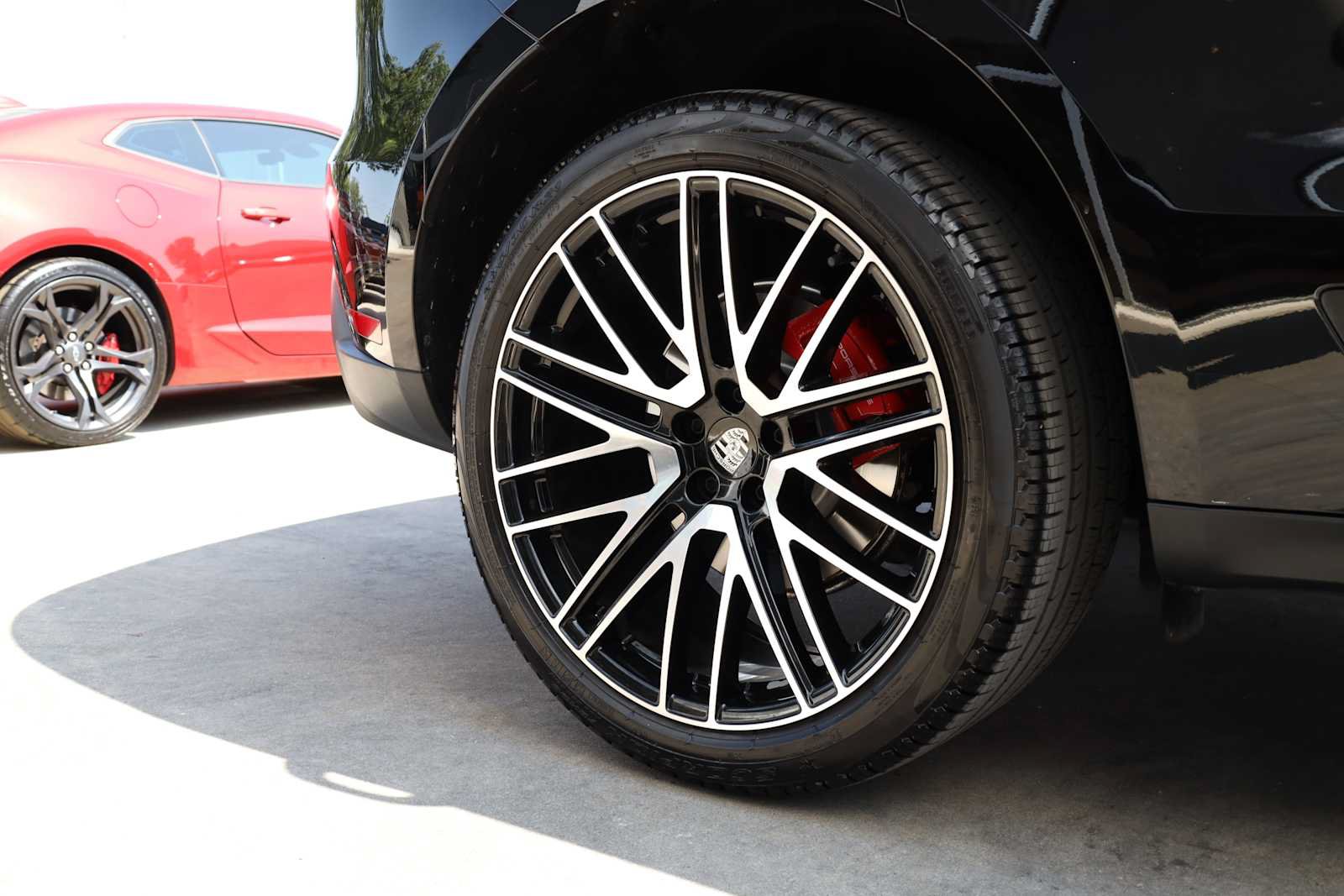 Used 2025 Porsche Macan S AWD/4WD image 58