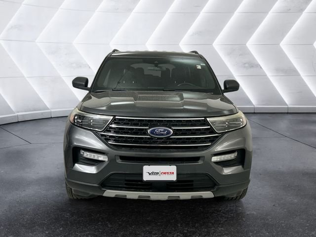 Used 2020 Ford Explorer XLT w/ Equipment Group 202A RWD image 2