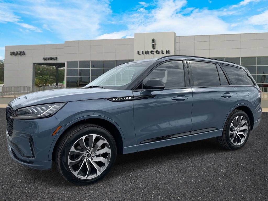 New 2026 Lincoln Aviator AWD image 7