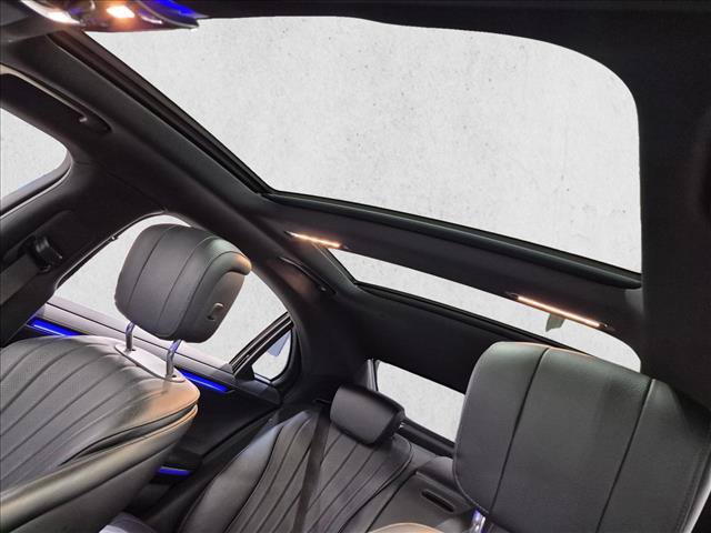 Used 2022 Mercedes-Benz S 500 4MATIC image 16