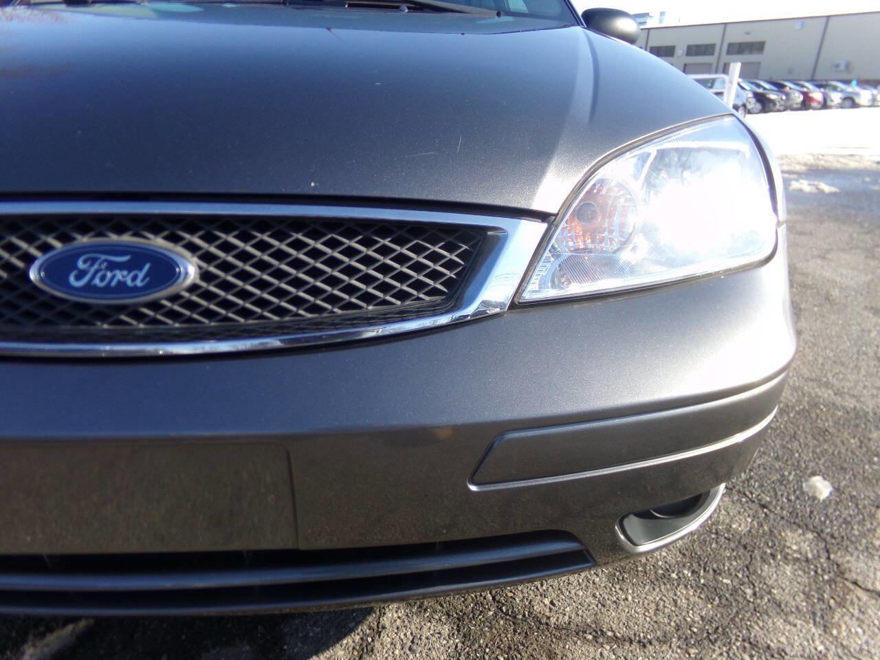 Used 2006 Ford Focus SE image 3