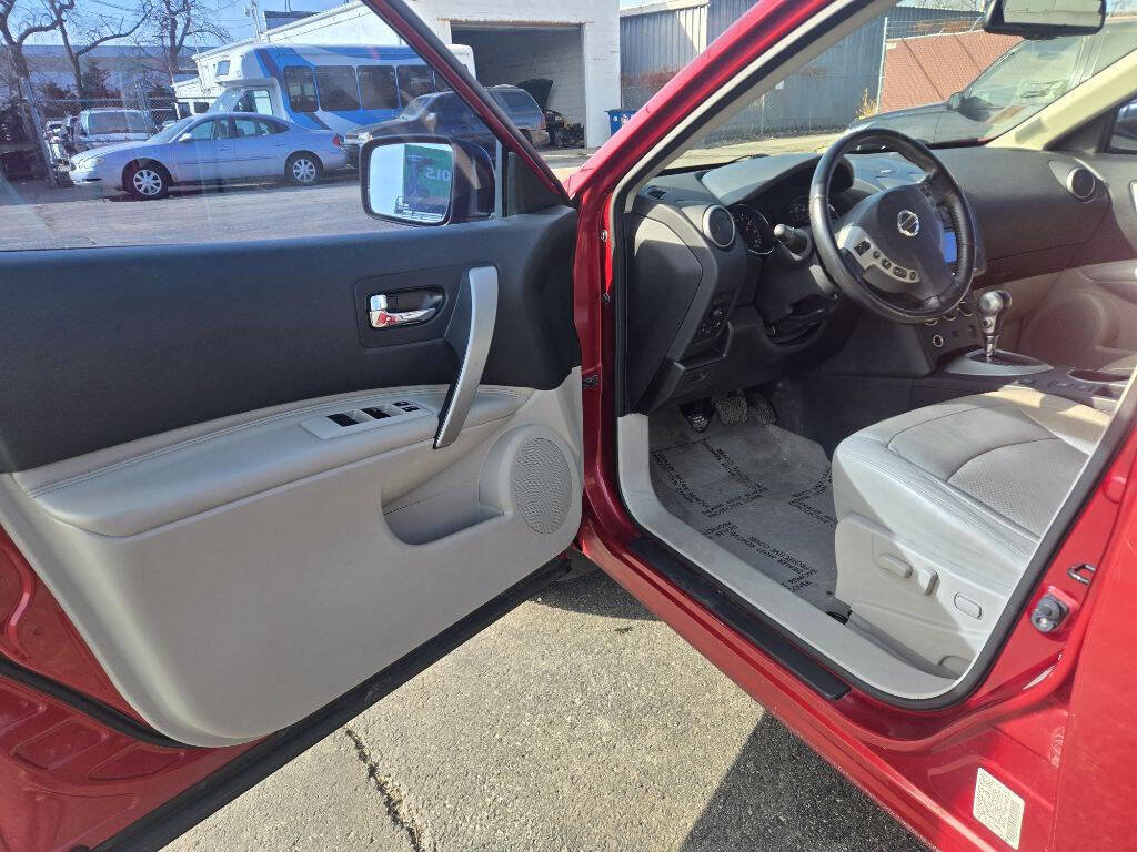 Used 2012 Nissan Rogue SL image 8