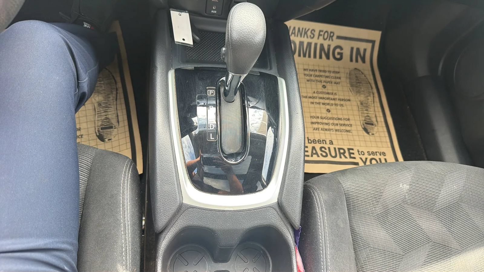 Used 2014 Nissan Rogue SV w/ SV Premium Package AWD/4WD image 32