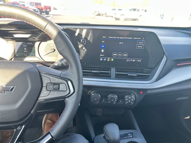 New 2026 Chevrolet Trax RS w/ Sunroof Package FWD image 20