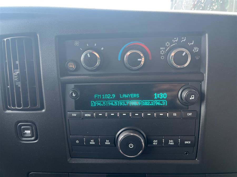 Used 2020 Chevrolet Express 3500 LT w/ LT Preferred Equipment Group image 17