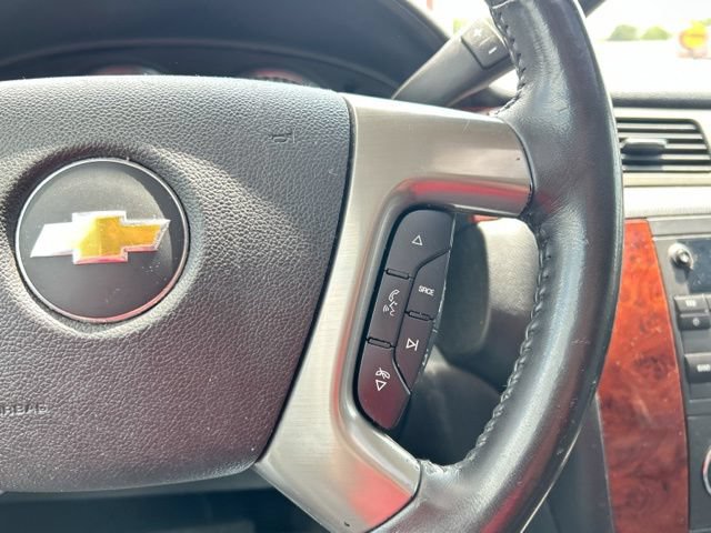 Used 2012 Chevrolet Suburban LT w/ Luxury Package AWD/4WD image 36