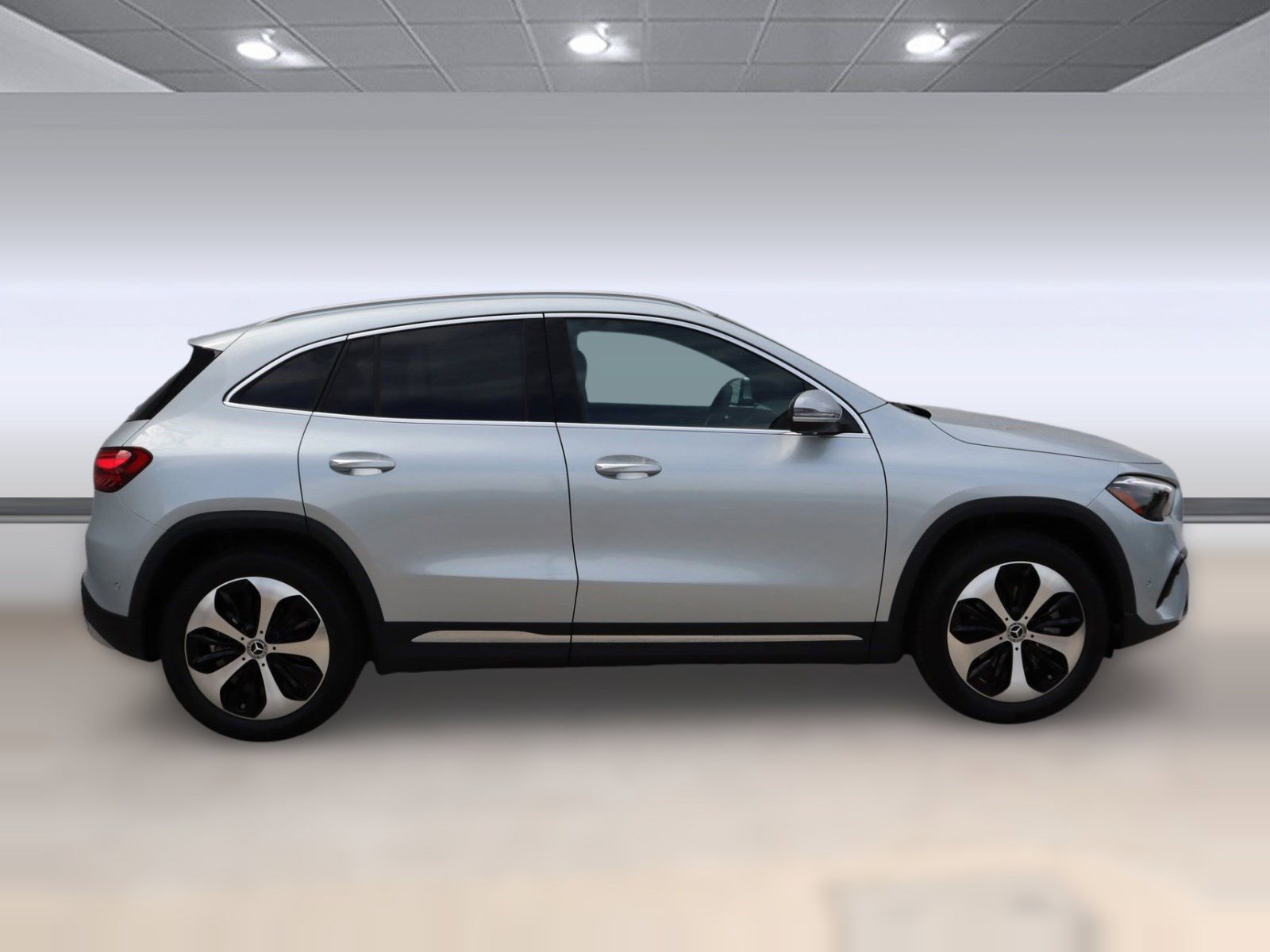 Used 2025 Mercedes-Benz GLA 250 image 6