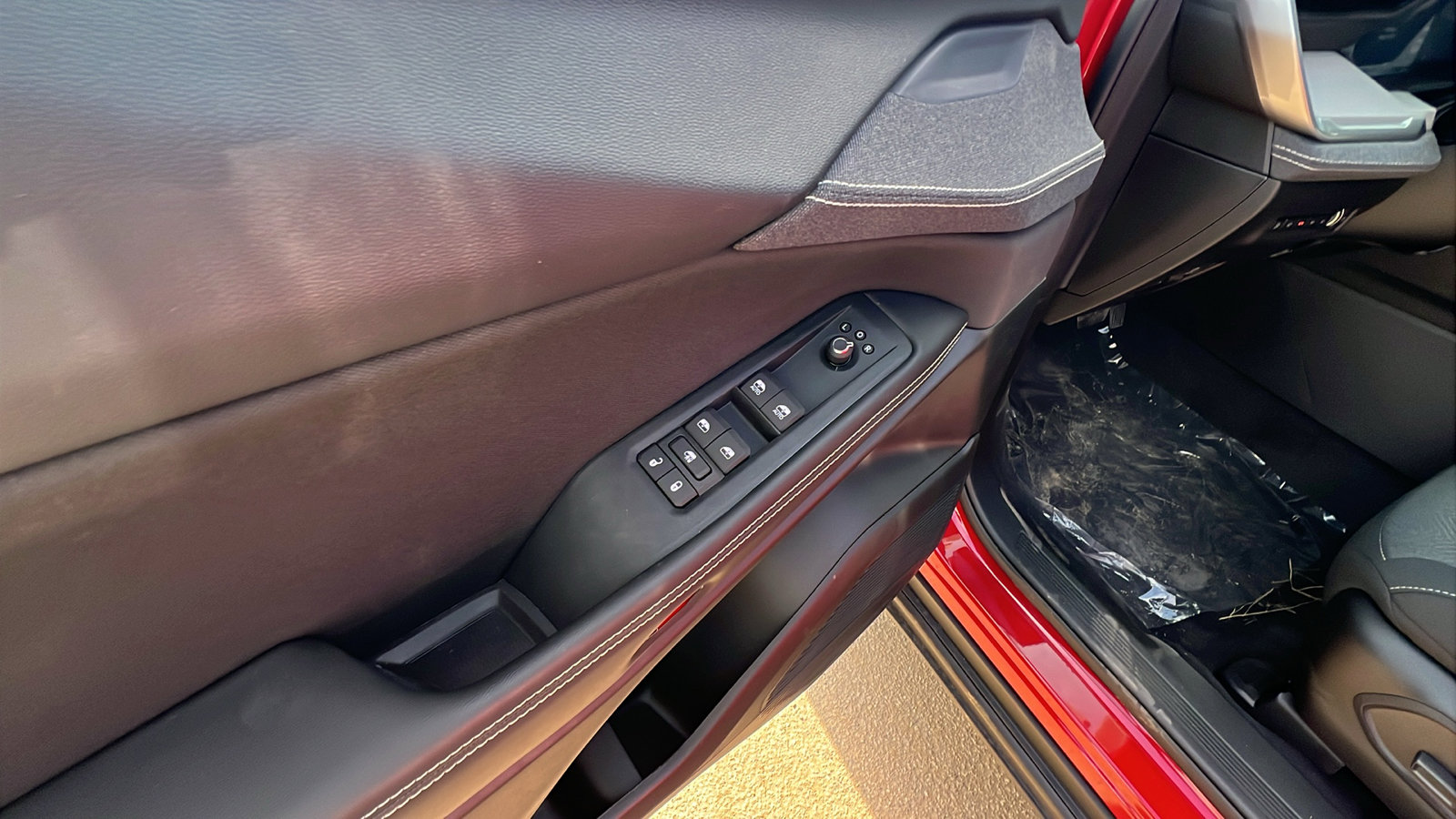 New 2026 Jeep Cherokee Laredo image 15