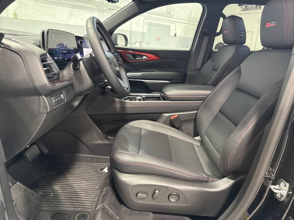 New 2026 Chevrolet Traverse Z71 w/ Driver Confidence Package AWD/4WD image 28