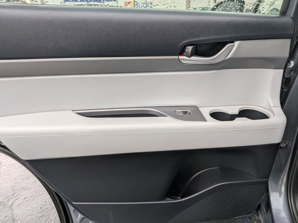 Used 2025 Hyundai Palisade SEL image 25