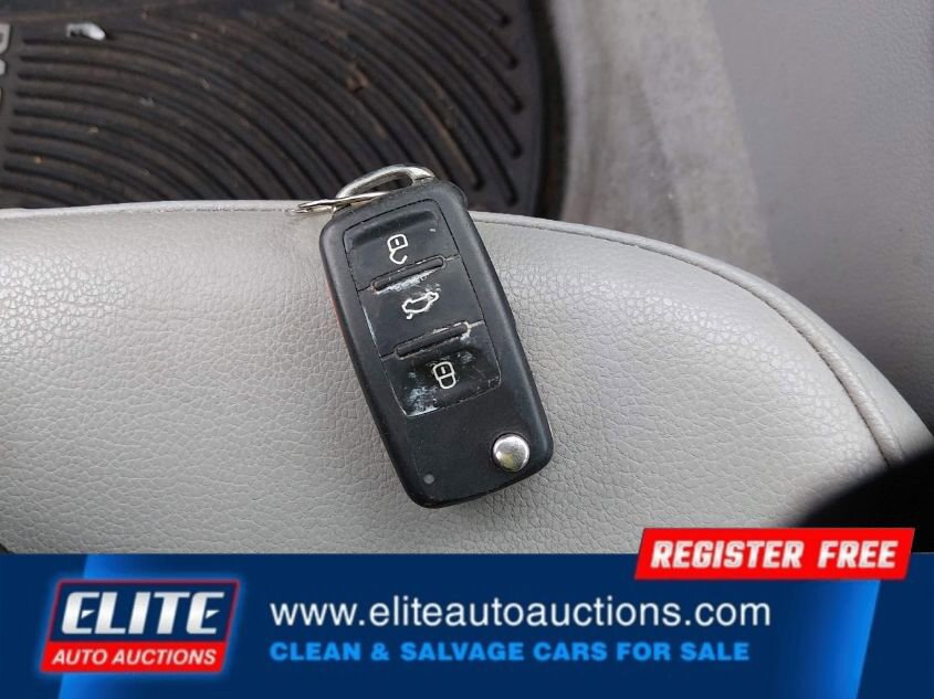 Used 2015 Volkswagen Passat 1.8T SE image 21