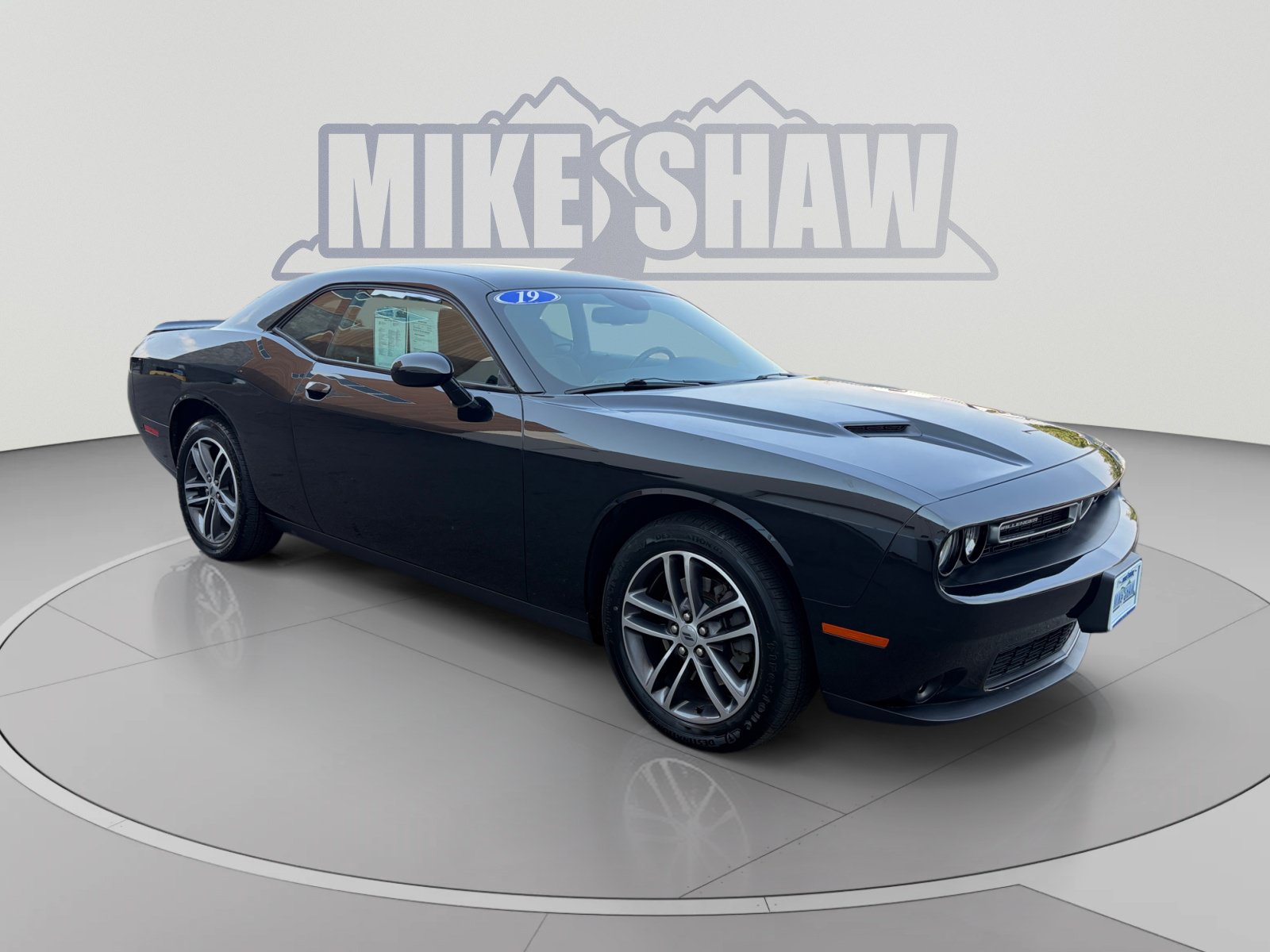 Used 2019 Dodge Challenger SXT AWD/4WD image 7