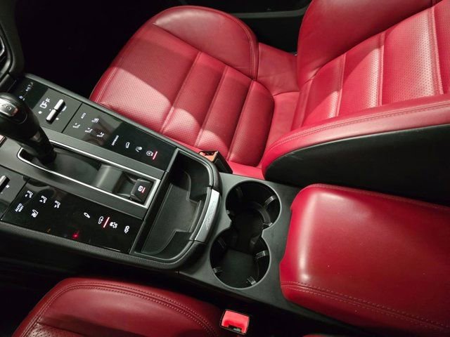 Used 2022 Porsche Macan GTS w/ Sport Chrono Package image 25