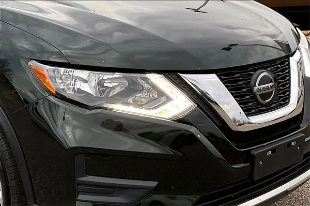 Certified 2020 Nissan Rogue SV image 26