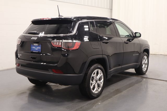 New 2025 Jeep Compass Sport image 9