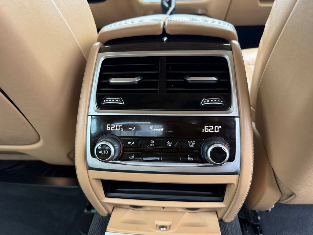Used 2016 BMW 750i xDrive AWD/4WD image 31