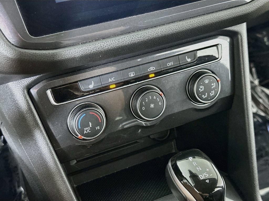 Used 2024 Volkswagen Tiguan SE FWD image 26