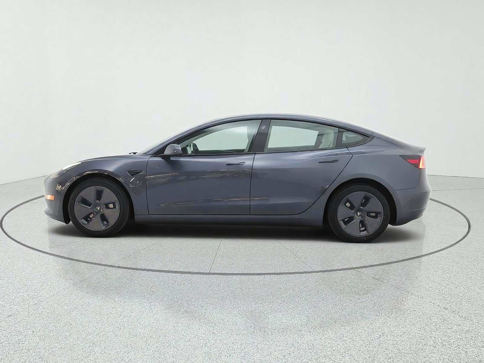 Used 2022 Tesla Model 3 Long Range AWD/4WD image 8