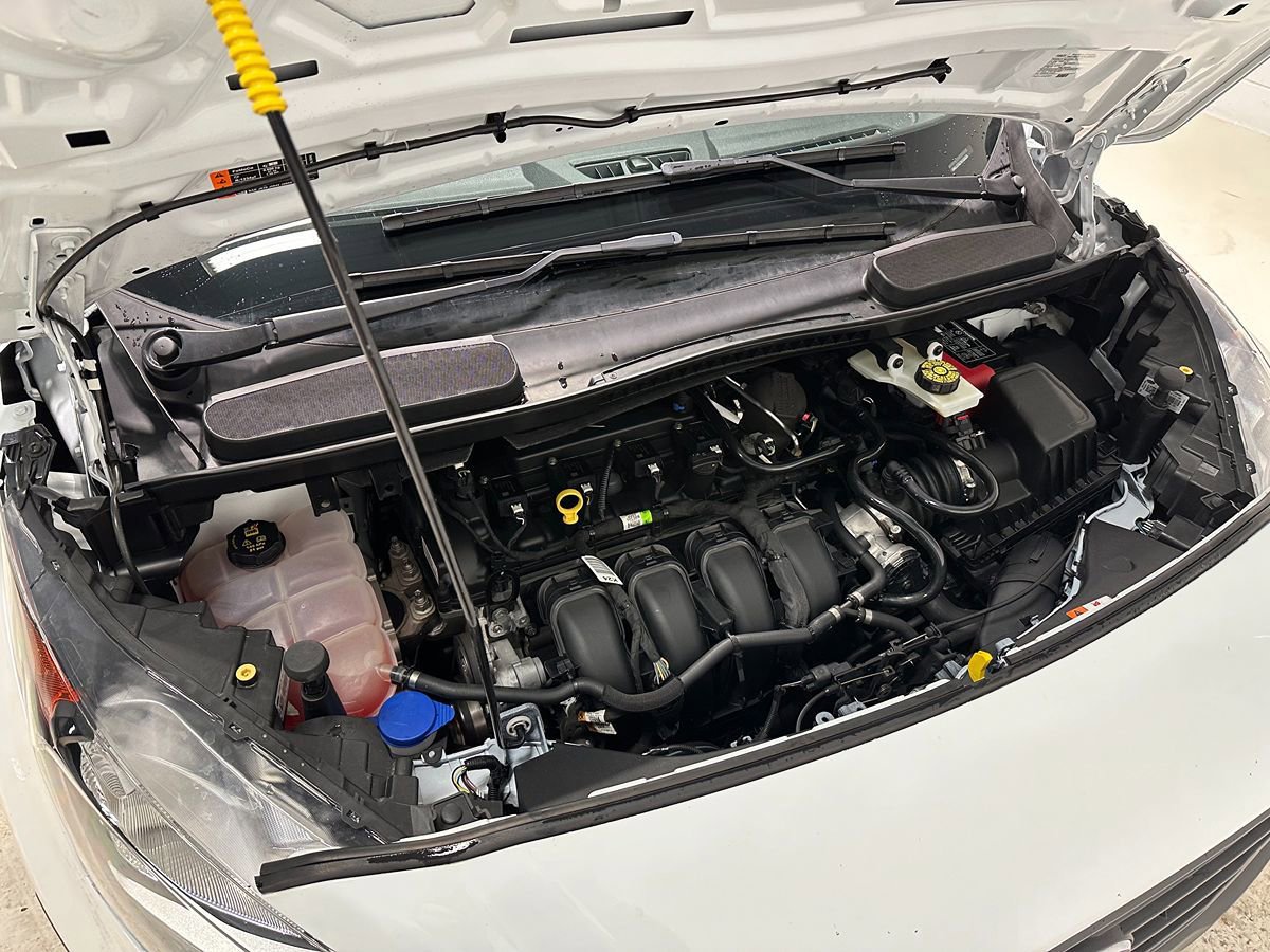 Used 2022 Ford Transit Connect XL FWD image 3