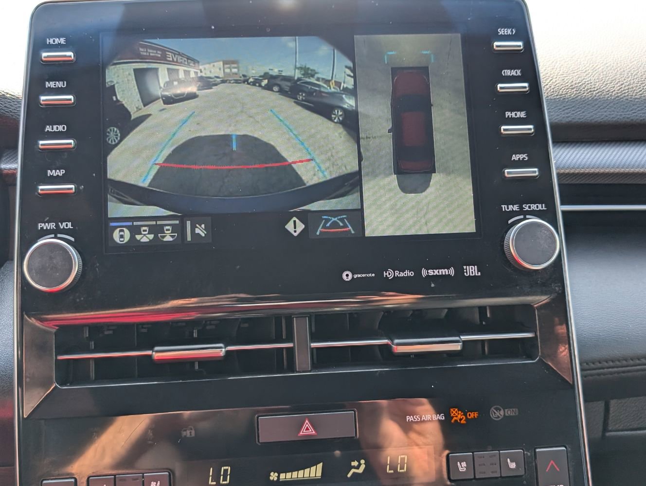 Used 2019 Toyota Avalon Touring FWD image 23