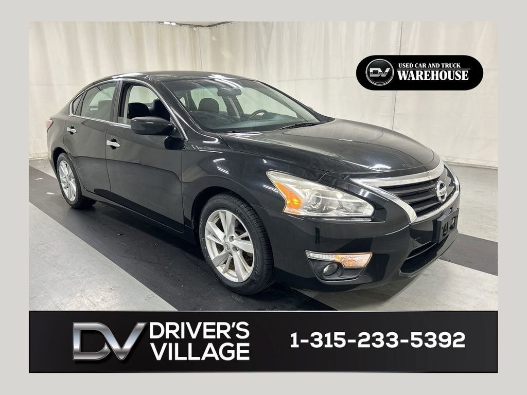 Used 2015 Nissan Altima 2.5 SV FWD image 1