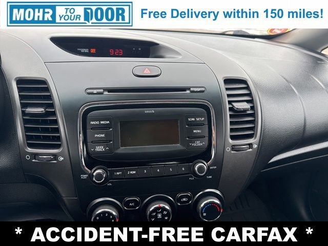 Used 2017 Kia Forte LX image 18