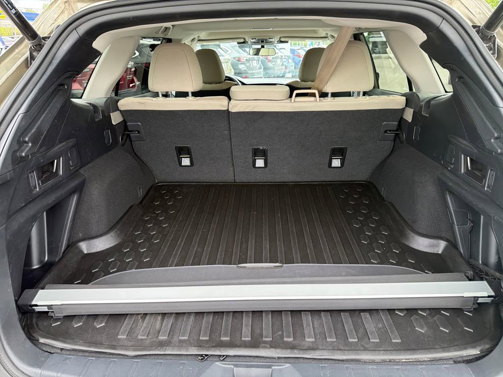 Certified 2024 Subaru Outback Premium AWD/4WD image 27
