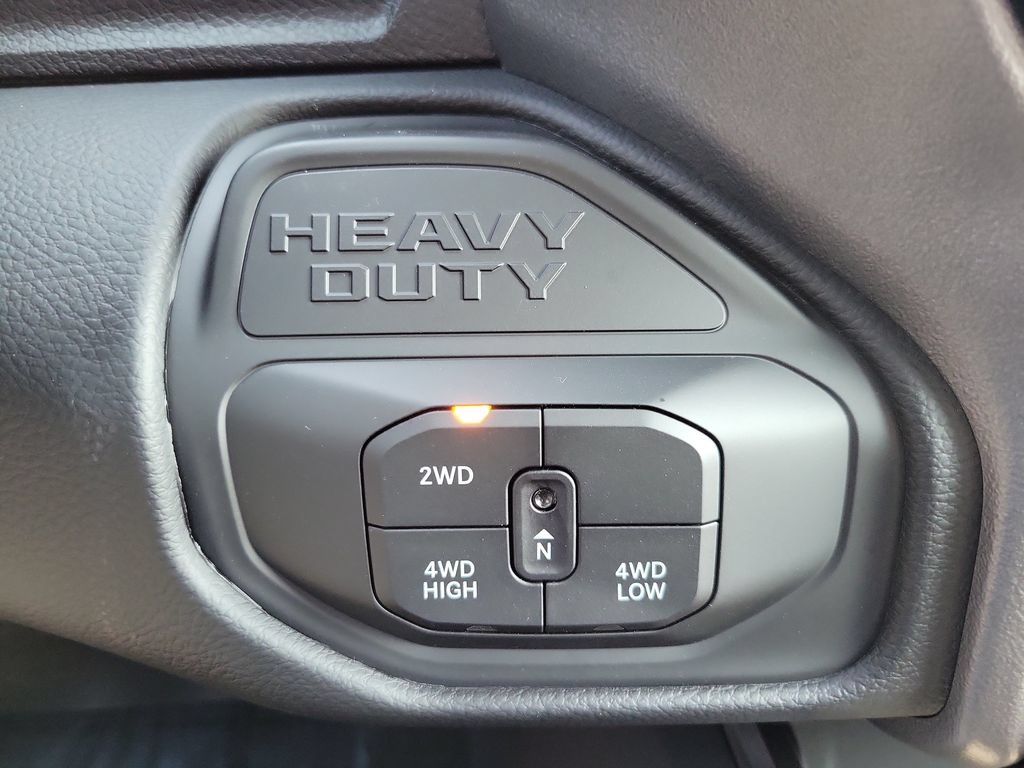 New 2026 RAM 3500 Big Horn AWD/4WD image 24
