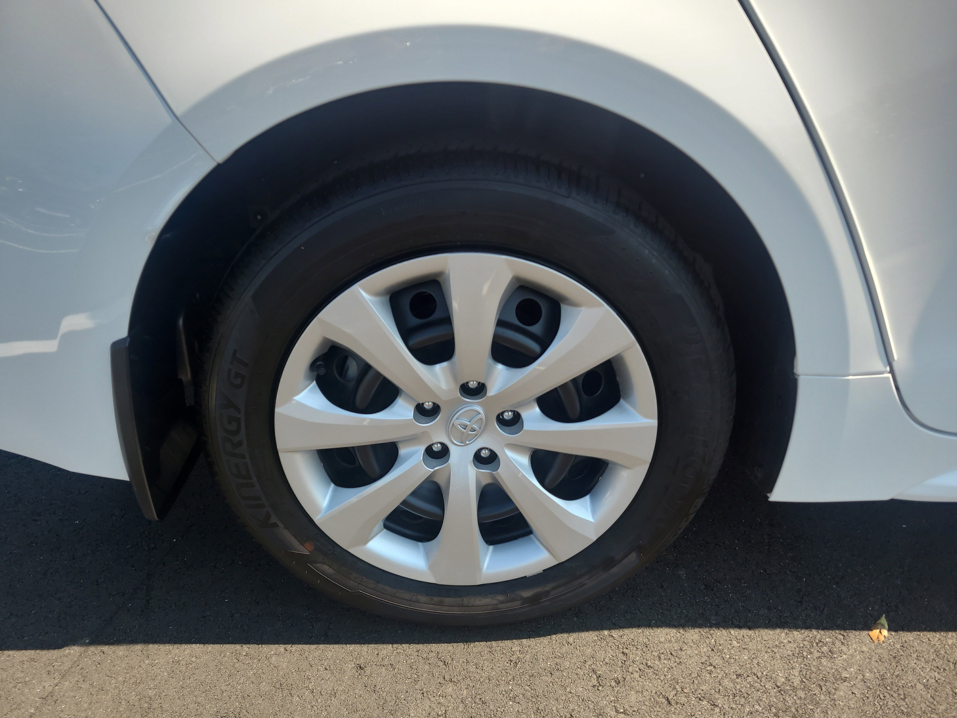 Certified 2025 Toyota Corolla LE image 11