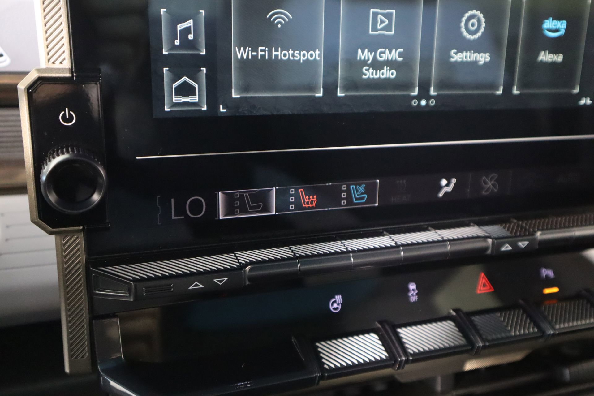 Used 2025 GMC Hummer EV 2X image 7