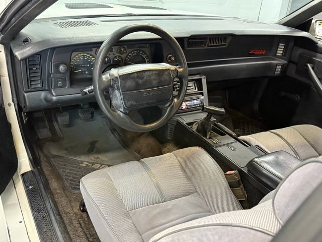 Used 1990 Chevrolet Camaro RS RWD image 16